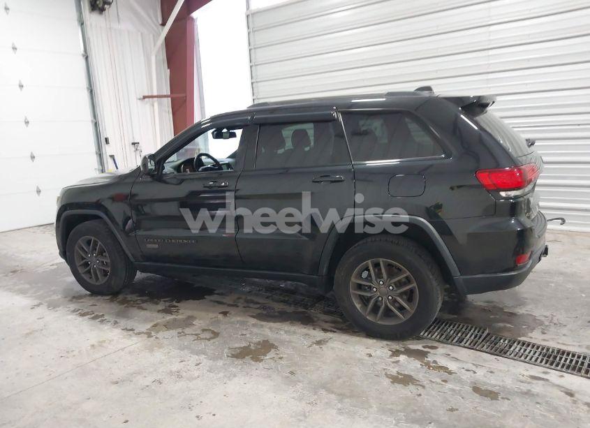 Photo 15 of 2016 Jeep Grand CHEROKEE 75TH ANNIVERSARY (VIN 1C4RJFAG8GC476475)