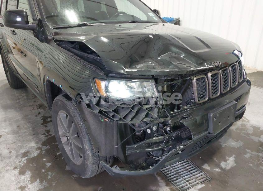 Photo 6 of 2016 Jeep Grand CHEROKEE 75TH ANNIVERSARY (VIN 1C4RJFAG8GC476475)