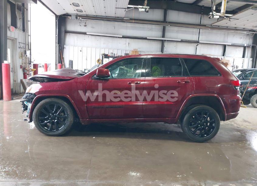 Photo 15 of 2017 Jeep Grand CHEROKEE ALTITUDE 4X4 (VIN 1C4RJFAG8HC721759)