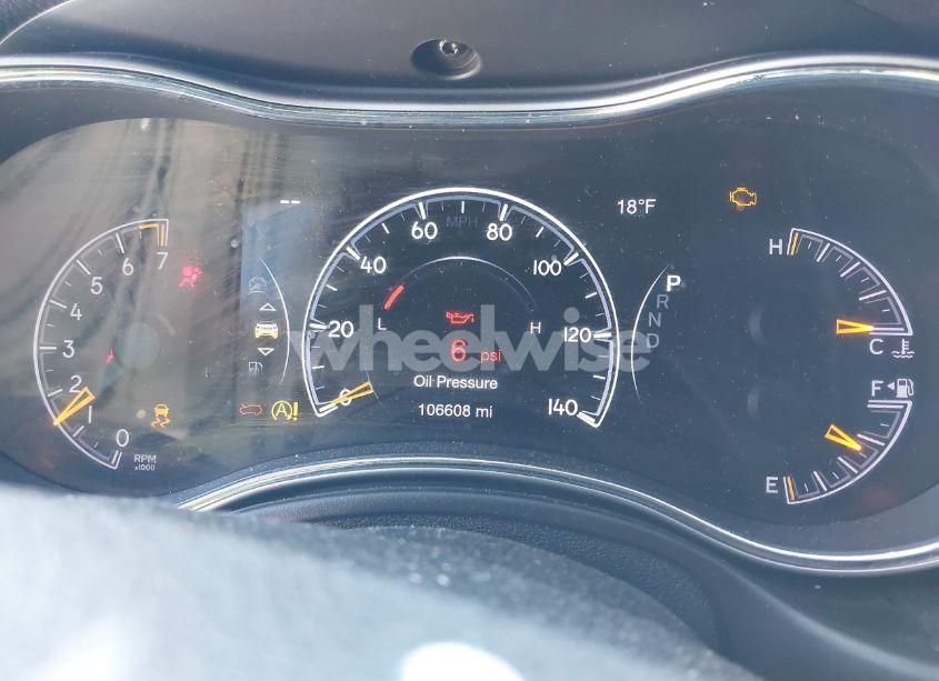 Photo 7 of 2018 Jeep Grand CHEROKEE LAREDO E 4X4 (VIN 1C4RJFAG8JC127274)