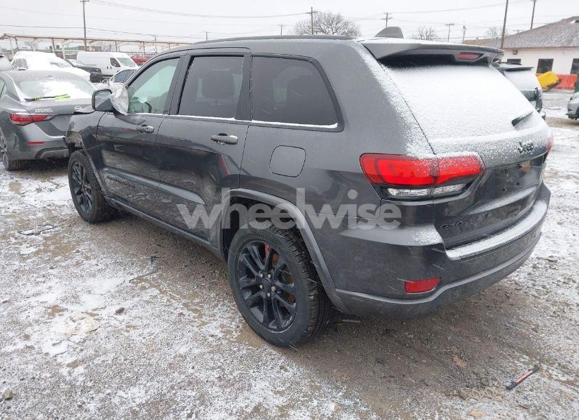 Photo 3 of 2018 Jeep Grand CHEROKEE ALTITUDE 4X4 (VIN 1C4RJFAG8JC135861)