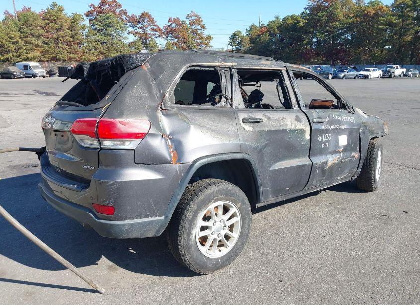 Photo 4 of 2018 Jeep Grand CHEROKEE LAREDO E 4X4 (VIN 1C4RJFAG8JC314546)