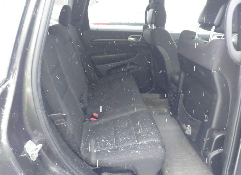 Photo 8 of 2018 Jeep Grand CHEROKEE LAREDO E 4X4 (VIN 1C4RJFAG8JC321965)