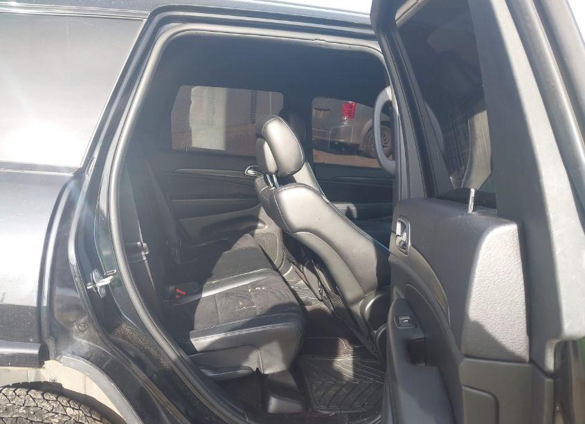 Photo 8 of 2018 Jeep Grand CHEROKEE ALTITUDE 4X4 (VIN 1C4RJFAG8JC391398)