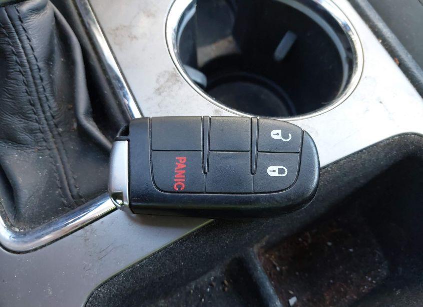 Photo 11 of 2018 Jeep Grand CHEROKEE LAREDO E 4X4 (VIN 1C4RJFAG8JC469680)