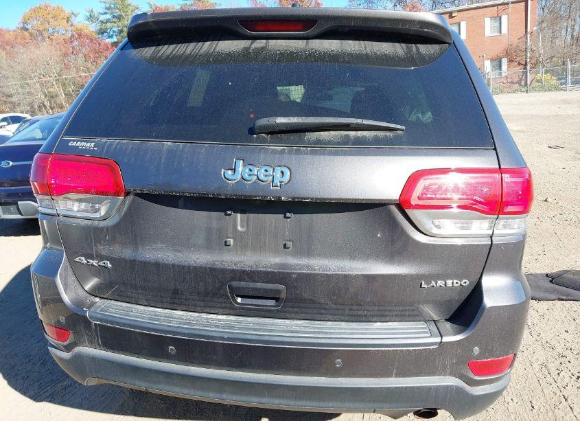 Photo 17 of 2018 Jeep Grand CHEROKEE LAREDO E 4X4 (VIN 1C4RJFAG8JC469680)