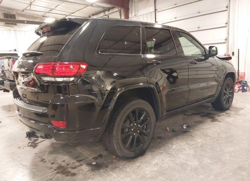 Photo 4 of 2018 Jeep Grand CHEROKEE ALTITUDE 4X4 (VIN 1C4RJFAG8JC506291)