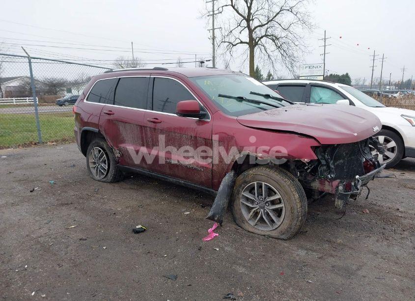 2019 Jeep Grand CHEROKEE LAREDO E 4X4 (VIN 1C4RJFAG8KC669301) main photo