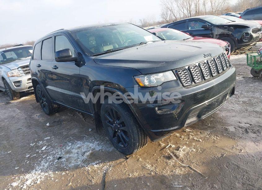 2019 Jeep Grand CHEROKEE ALTITUDE 4X4 (VIN 1C4RJFAG8KC677706) main photo
