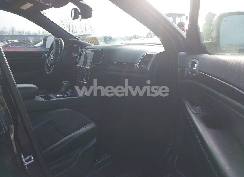 Photo 5 of 2019 Jeep Grand CHEROKEE ALTITUDE 4X4 (VIN 1C4RJFAG8KC677706)