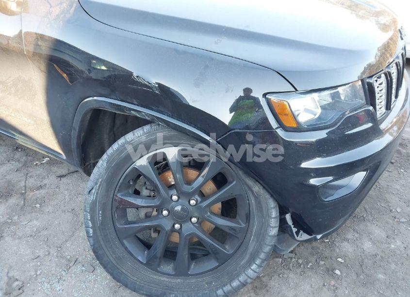 Photo 6 of 2019 Jeep Grand CHEROKEE ALTITUDE 4X4 (VIN 1C4RJFAG8KC839026)