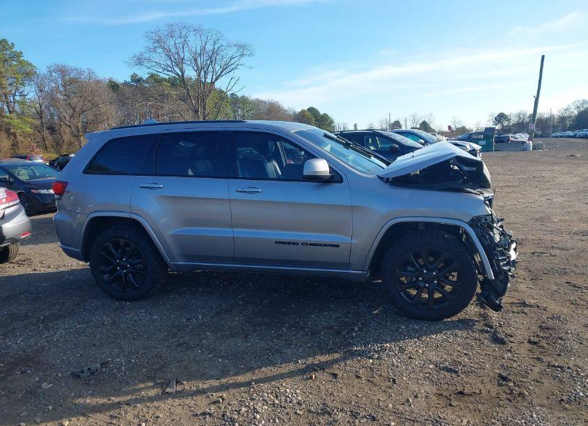 Photo 13 of 2019 Jeep Grand CHEROKEE ALTITUDE 4X4 (VIN 1C4RJFAG8KC853864)