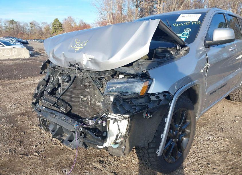 Photo 6 of 2019 Jeep Grand CHEROKEE ALTITUDE 4X4 (VIN 1C4RJFAG8KC853864)