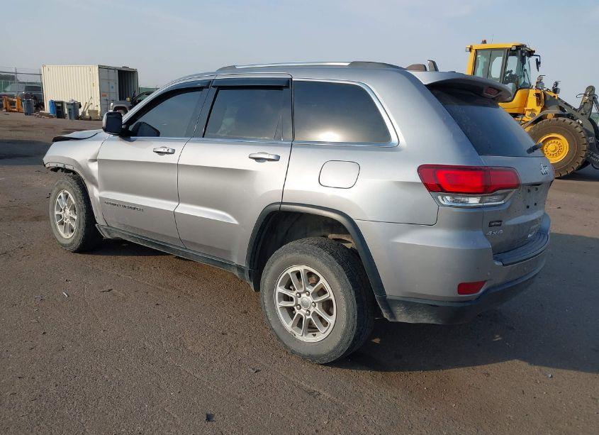 Photo 3 of 2020 Jeep Grand CHEROKEE LAREDO (VIN 1C4RJFAG8LC125267)