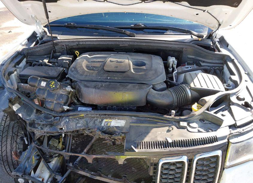 Photo 10 of 2020 Jeep Grand CHEROKEE LAREDO E 4X4 (VIN 1C4RJFAG8LC341300)