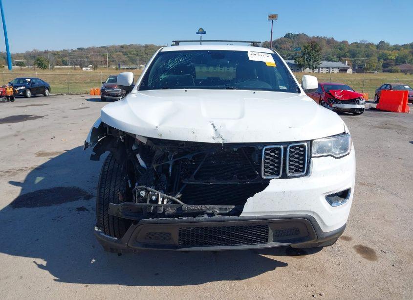 Photo 12 of 2020 Jeep Grand CHEROKEE LAREDO E 4X4 (VIN 1C4RJFAG8LC341300)