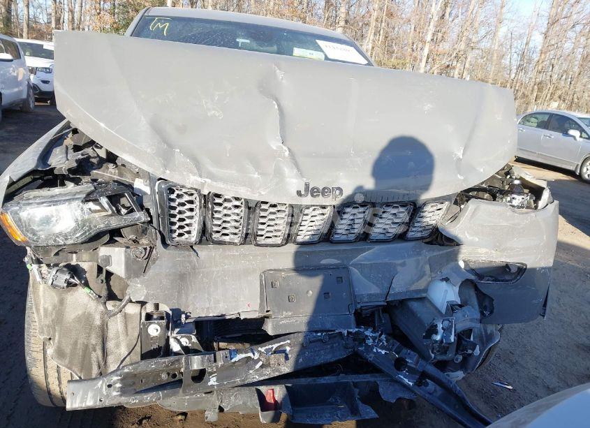 Photo 12 of 2021 Jeep Grand CHEROKEE LAREDO X 4X4 (VIN 1C4RJFAG8MC621977)