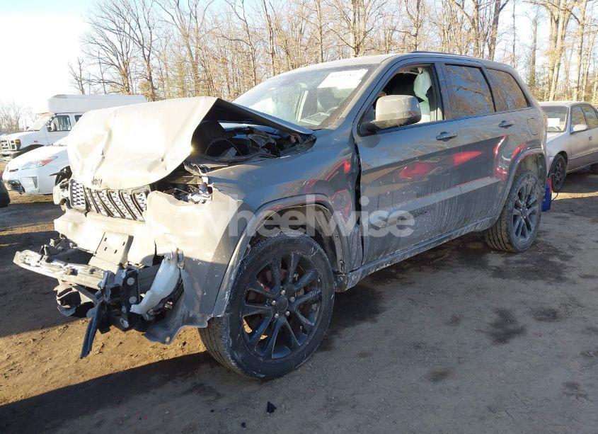 Photo 2 of 2021 Jeep Grand CHEROKEE LAREDO X 4X4 (VIN 1C4RJFAG8MC621977)