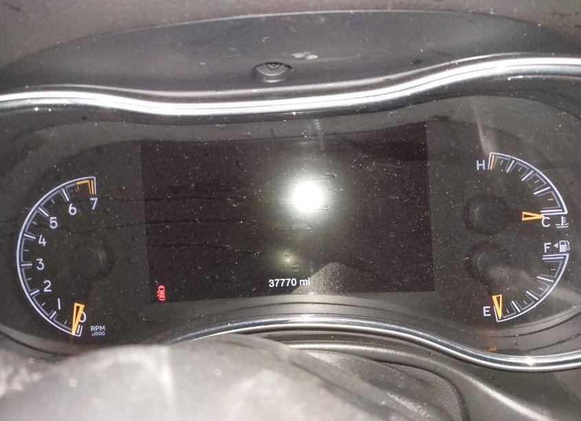 Photo 7 of 2021 Jeep Grand CHEROKEE LAREDO X 4X4 (VIN 1C4RJFAG8MC677241)