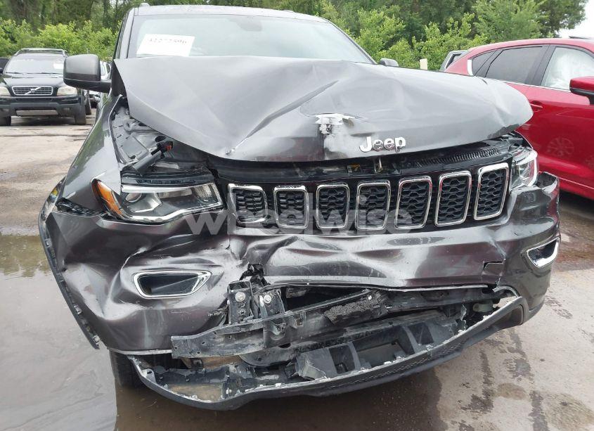 Photo 6 of 2021 Jeep Grand CHEROKEE LAREDO E 4X4 (VIN 1C4RJFAG8MC687140)