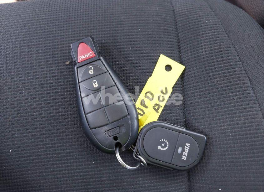 Photo 11 of 2012 Jeep Grand CHEROKEE LAREDO (VIN 1C4RJFAG9CC118814)