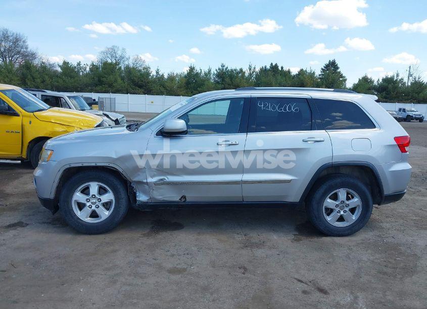 Photo 15 of 2012 Jeep Grand CHEROKEE LAREDO (VIN 1C4RJFAG9CC118814)