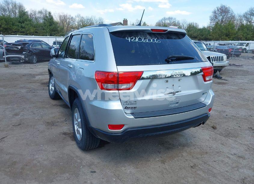 Photo 3 of 2012 Jeep Grand CHEROKEE LAREDO (VIN 1C4RJFAG9CC118814)