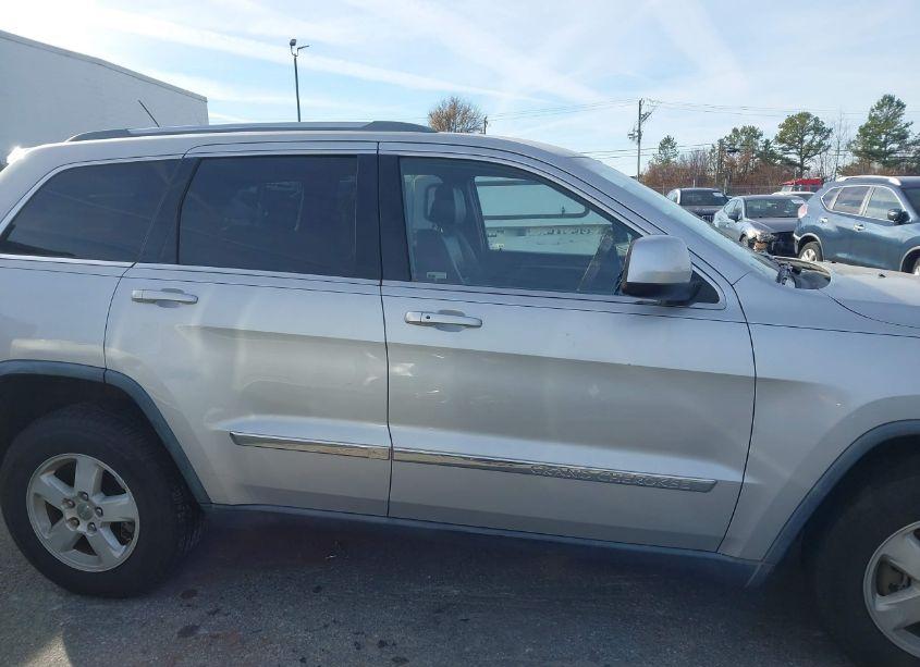 Photo 13 of 2012 Jeep Grand CHEROKEE LAREDO (VIN 1C4RJFAG9CC120711)