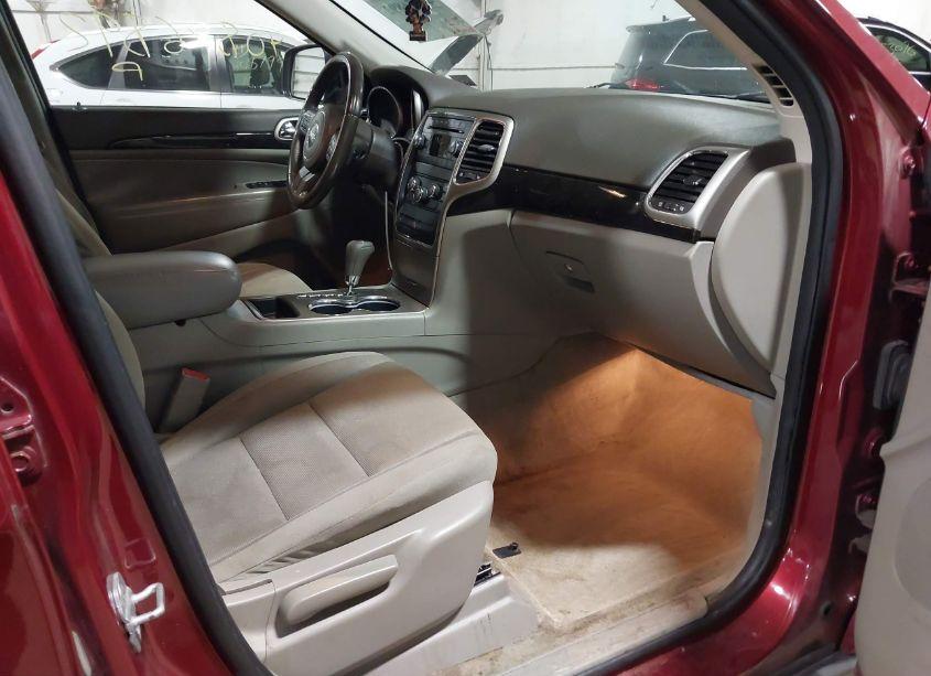 Photo 5 of 2012 Jeep Grand CHEROKEE LAREDO (VIN 1C4RJFAG9CC161467)