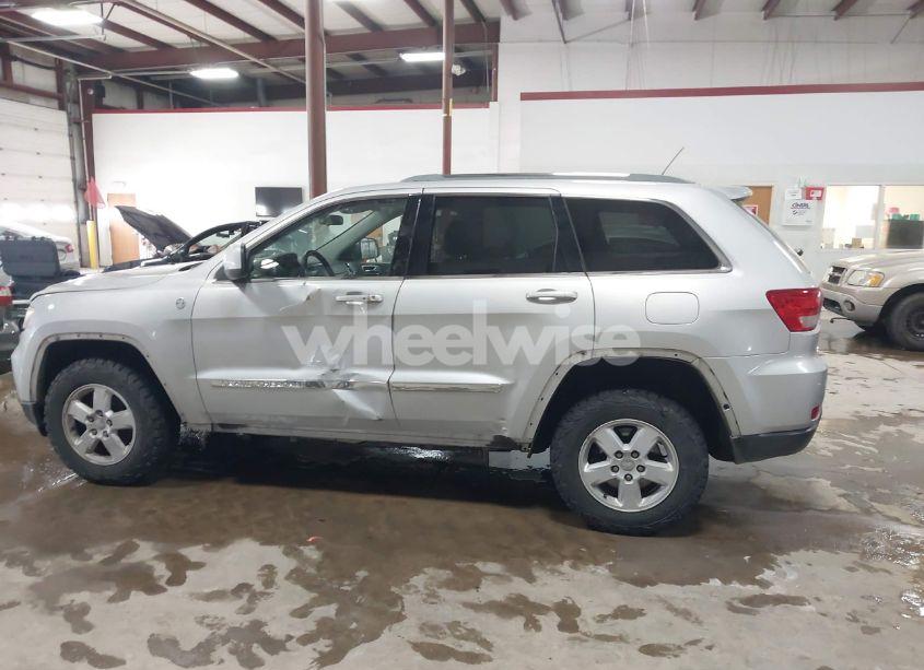 Photo 14 of 2012 Jeep Grand CHEROKEE LAREDO (VIN 1C4RJFAG9CC178012)