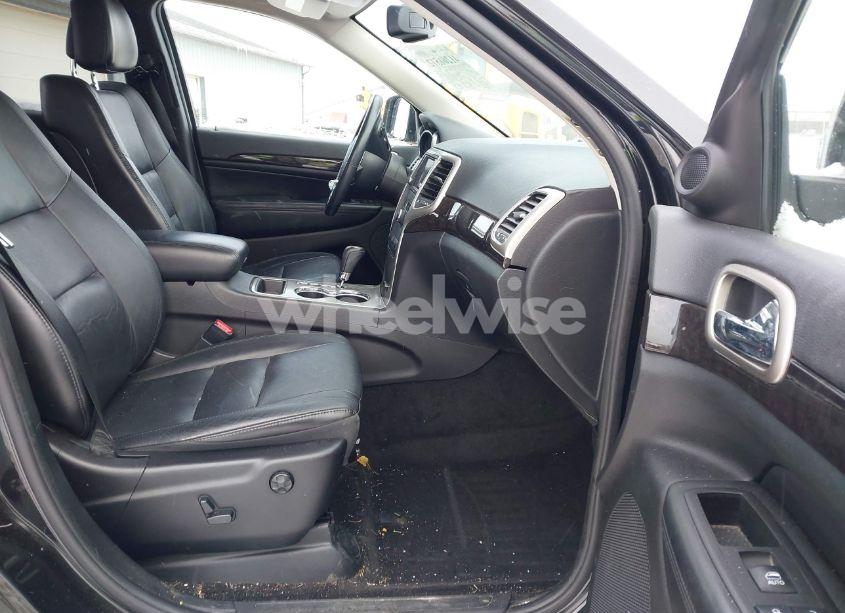 Photo 5 of 2012 Jeep Grand CHEROKEE LAREDO (VIN 1C4RJFAG9CC220582)