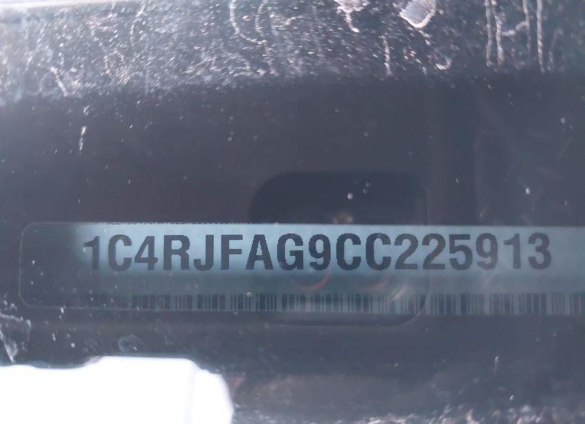 Photo 9 of 2012 Jeep Grand CHEROKEE LAREDO (VIN 1C4RJFAG9CC225913)