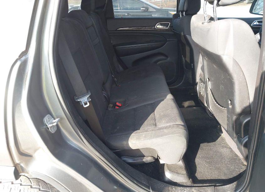 Photo 8 of 2012 Jeep Grand CHEROKEE LAREDO (VIN 1C4RJFAG9CC226110)