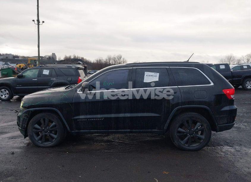 Photo 14 of 2012 Jeep Grand CHEROKEE LAREDO (VIN 1C4RJFAG9CC352984)