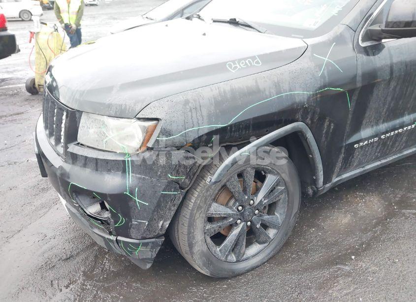 Photo 6 of 2012 Jeep Grand CHEROKEE LAREDO (VIN 1C4RJFAG9CC352984)