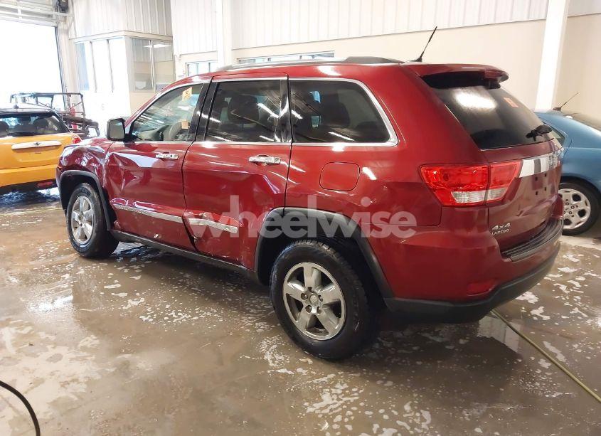 Photo 3 of 2013 Jeep Grand CHEROKEE LAREDO (VIN 1C4RJFAG9DC513514)