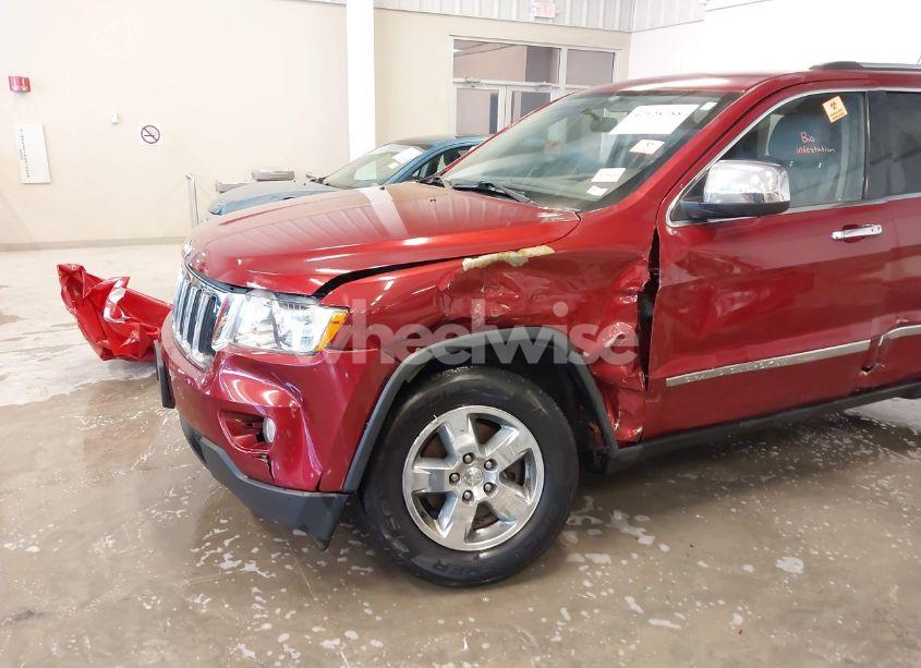 Photo 6 of 2013 Jeep Grand CHEROKEE LAREDO (VIN 1C4RJFAG9DC513514)