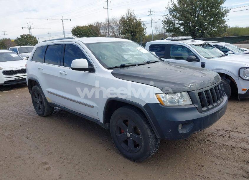 2013 Jeep Grand CHEROKEE LAREDO (VIN 1C4RJFAG9DC513884) main photo