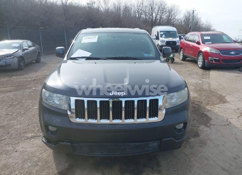 Photo 12 of 2013 Jeep Grand CHEROKEE LAREDO (VIN 1C4RJFAG9DC533021)
