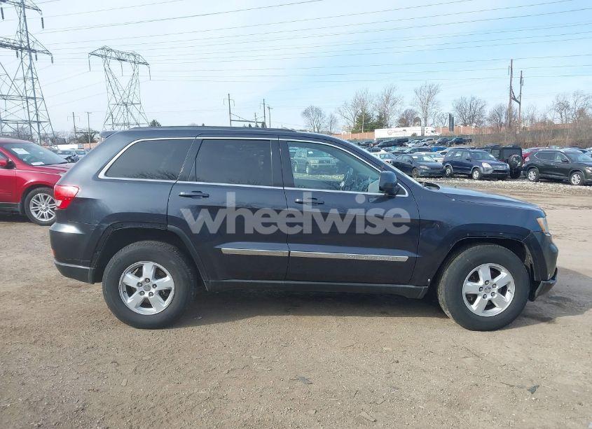 Photo 13 of 2013 Jeep Grand CHEROKEE LAREDO (VIN 1C4RJFAG9DC533021)