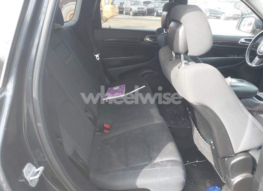 Photo 8 of 2013 Jeep Grand CHEROKEE LAREDO (VIN 1C4RJFAG9DC533021)