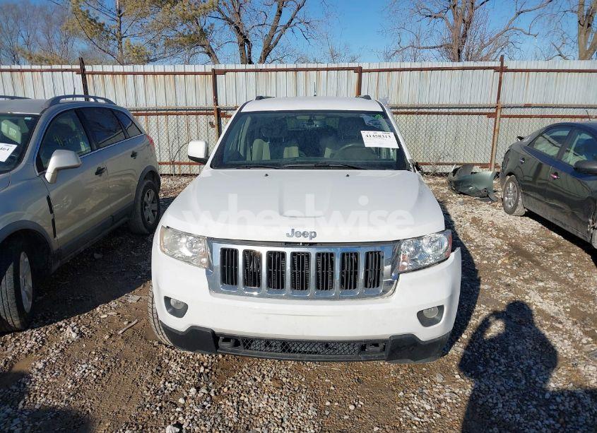Photo 13 of 2013 Jeep Grand CHEROKEE LAREDO (VIN 1C4RJFAG9DC536257)