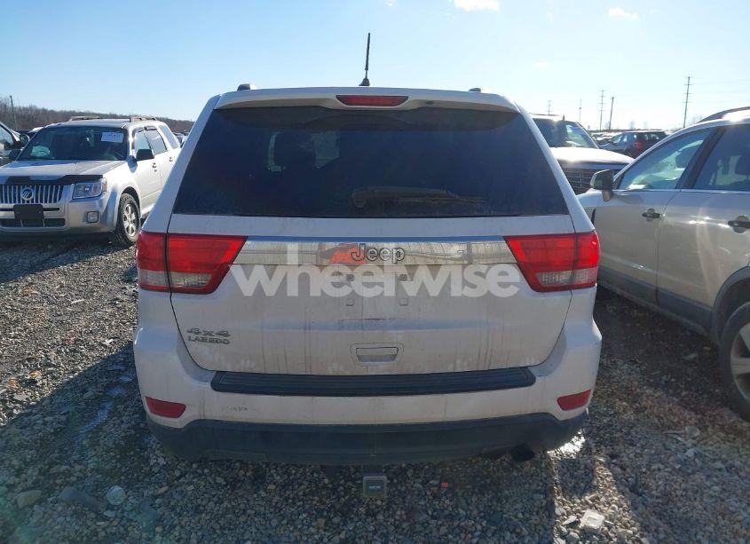 Photo 17 of 2013 Jeep Grand CHEROKEE LAREDO (VIN 1C4RJFAG9DC536257)