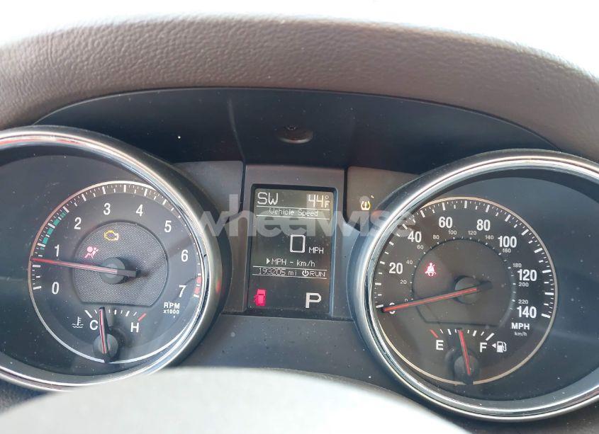 Photo 7 of 2013 Jeep Grand CHEROKEE LAREDO (VIN 1C4RJFAG9DC536257)