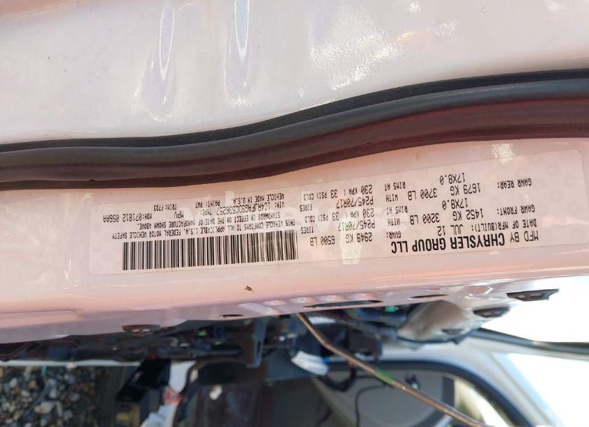 Photo 9 of 2013 Jeep Grand CHEROKEE LAREDO (VIN 1C4RJFAG9DC536257)