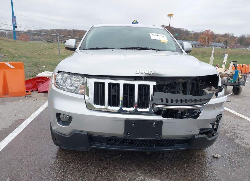 Photo 12 of 2013 Jeep Grand CHEROKEE LAREDO (VIN 1C4RJFAG9DC560252)