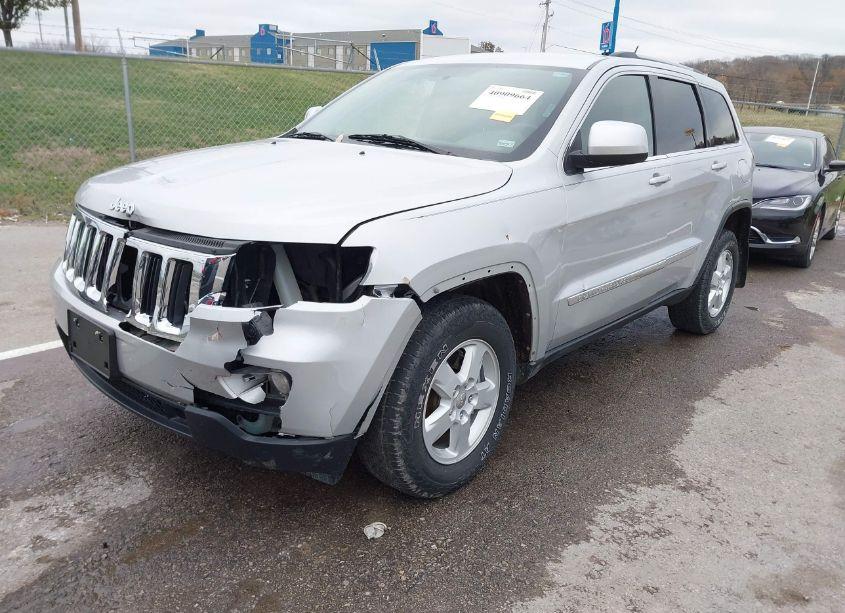 Photo 6 of 2013 Jeep Grand CHEROKEE LAREDO (VIN 1C4RJFAG9DC560252)