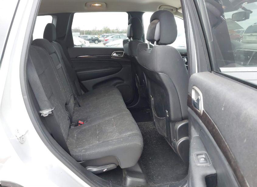 Photo 8 of 2013 Jeep Grand CHEROKEE LAREDO (VIN 1C4RJFAG9DC560252)