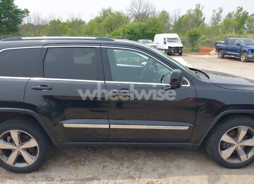 Photo 13 of 2013 Jeep Grand CHEROKEE LAREDO (VIN 1C4RJFAG9DC630607)