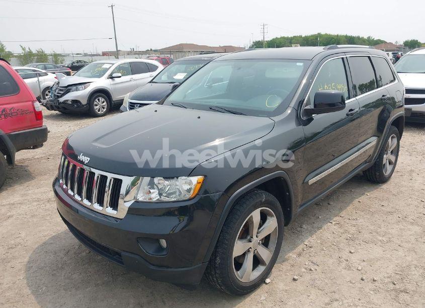 Photo 2 of 2013 Jeep Grand CHEROKEE LAREDO (VIN 1C4RJFAG9DC630607)